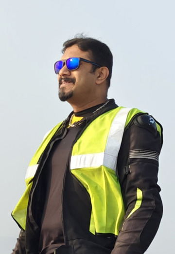 Karthik M (@karthikm5) — my photo № 1