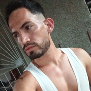 Lisandro 28 Holguín