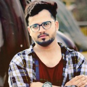 Selfie Boy 32 Karachi