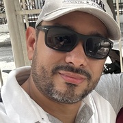 Carlos Miguel 40 Santa Marta