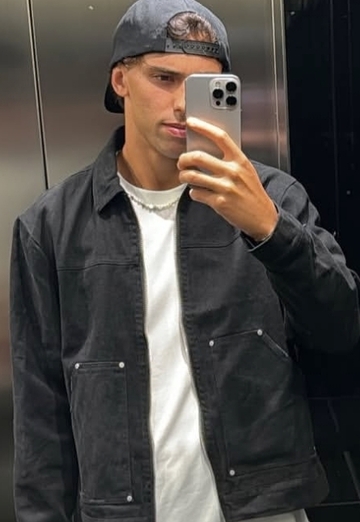 Maksim (@maksim340432) — my photo № 1