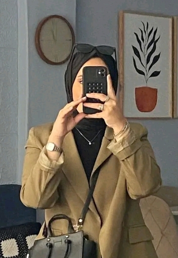 Maryam (@maryam2315) — my photo № 1