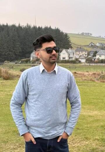 Amulya (@amulya14) — my photo № 1