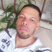 LUIS LATINE 38 Valencia