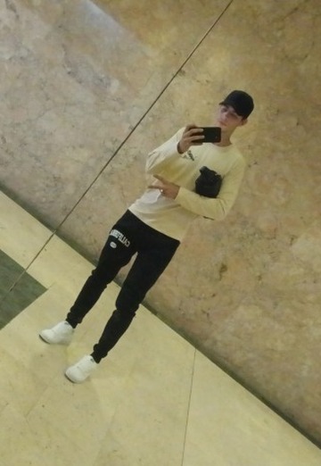 Alejandro (@alejandro1787) — my photo № 1