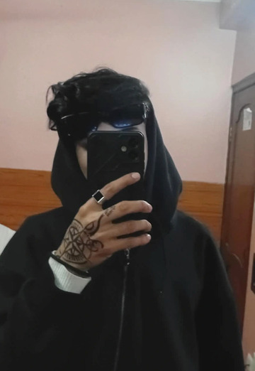 Aayush Giri (@aayushgiri0) — my photo № 1