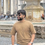 Karan 25 La Haye