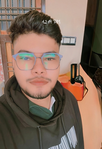 Aadil (@aadil56) — my photo № 1