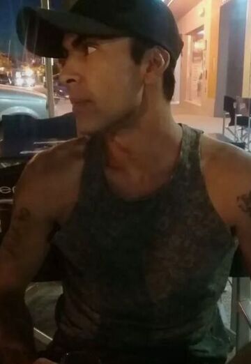 Hector (@hector440) — my photo № 1