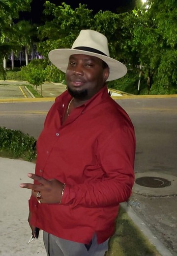 Alexander Charles (@alexandercharles4) — my photo № 1