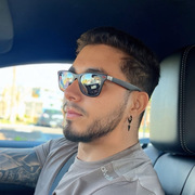 Andres 35 Brisbane