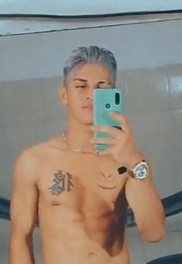 Moises (@moises184) — my photo № 1