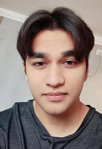 My photo - Muzamil Iqbal, 25 from Ningbo (@muzamiliqbal)