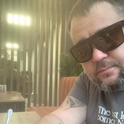 Man 44 Sochi
