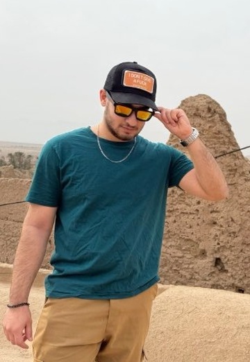 Amir (@amir21098) — my photo № 1