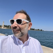 Luca 49 Milan