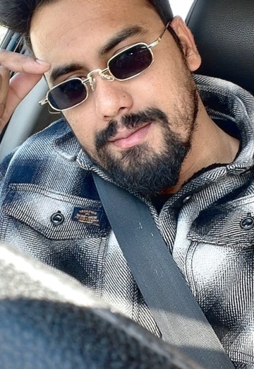 Ejaaz (@ejaaz) — my photo № 1