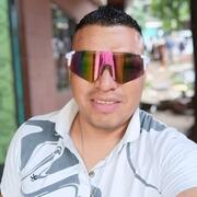 Yancarlos Lopez 37 San Salvador