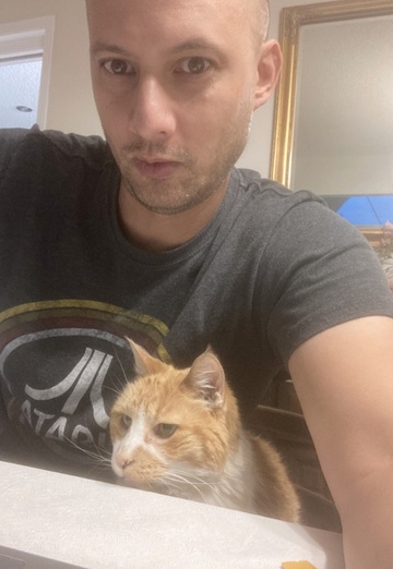 Mark (@mark37050) — my photo № 1