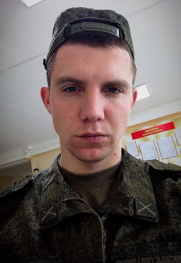 Viktor (@viktor276077) — my photo № 1